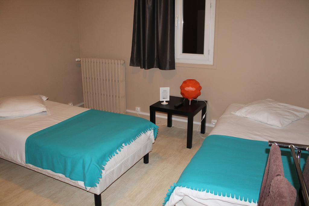 Le Bellevue Lisieux Hotel Room photo
